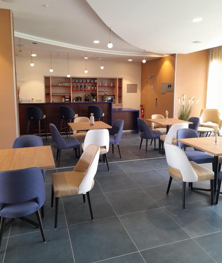 Aparthotel Domitys L'Amarante Cahors Zewnętrze zdjęcie