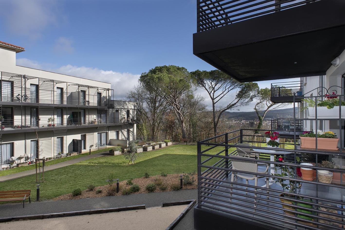 Aparthotel Domitys L'Amarante Cahors Zewnętrze zdjęcie